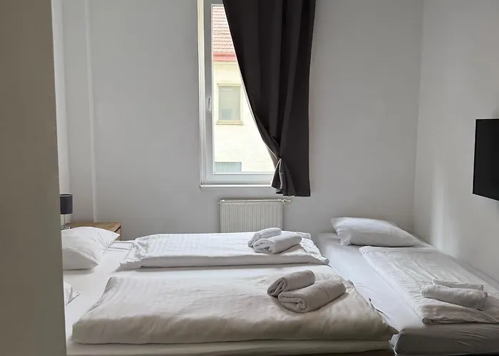 Hotel 3*